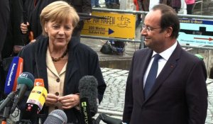Hollande accueilli par Merkel pour une visite informelle