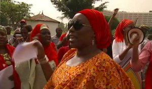 Vidéo : au Nigeria, chrétiens et musulmans s'unissent pour "récupérer les filles"