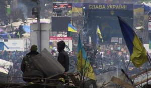 Les manifestants ukrainiens dans le bâtiment de la présidence