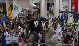 Italie: des milliers de patrons de PME manifestent