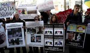 Kiev: des manifestations devant des ambassades européennes