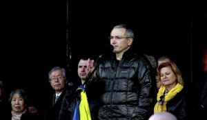 A Kiev, Khodorkovski dénonce la politique de Poutine