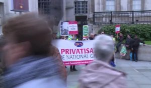 Londres: les employés de musée font grève
