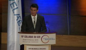 Valls confirme l'objectif de 50% de nucléaire en 2025