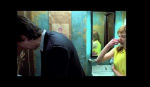 HUNGRY HEARTS - Extrait 1 "Coincés dans les toilettes" - Au cinéma le 25 février
