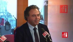 Luc Chatel (UMP): « Il faut déverrouiller la relation au travail »