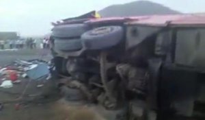 Pérou: 37 morts et 70 blessés dans un accident de bus