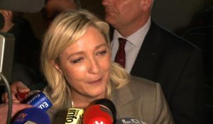 A Hénin-Beaumont, Marine Le Pen dénonce encore "l'UMPS"