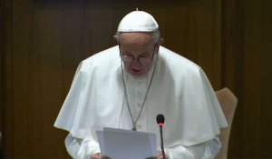 Agressions sexuelles: le pape demande des "mesures concrètes"