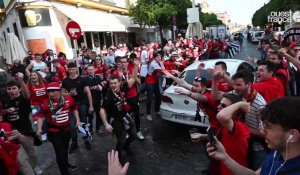 Football. Grosse ambiance dans les rues de Séville avec le supporters de Rennes avant le match