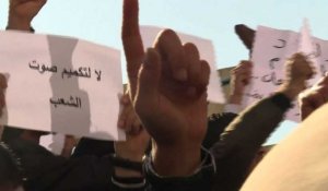 Algérie: des journalistes détenus plusieurs heures