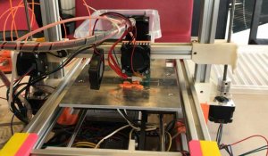 Mayenne. L'imprimante 3D arrive à l'association Les Possibles 
