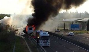 Salon : un camion en feu sur l'A54, une partie de l'autoroute coupée
