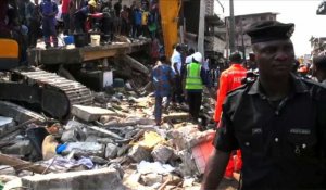 Immeuble effondré au Nigeria: 40 personnes secourues (urgences)