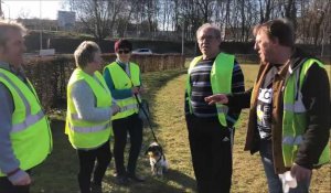 Les Gilets jaunes occupent le rond-point dit La Tarte à Longuenesse 