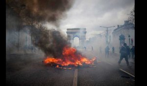 Gilets Jaunes : pourquoi la manifestation sur les Champs-Elysées n'a pas été contrôlée ?