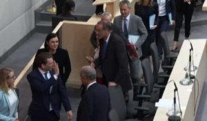 Autriche: renversé, le chancelier Kurz quitte le parlement