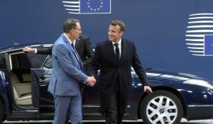 Arrivée d'Emmanuel Macron au sommet de l'UE à Bruxelles
