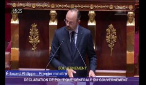 Politique générale : Edouard Philippe confirme la baisse de l'impôt sur le revenu pour "les classes moyennes qui travaillent" - 180 € à 350 € en moins