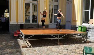 Arras : de la danse orientale pour les Assos dans la rue
