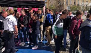 Rennes. La police nationale à la rencontre des jeunes place de la mairie pour faire découvrir les métiers de la police