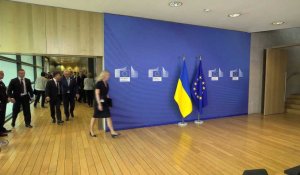 Le président ukrainien rencontre Jean-Claude Juncker à Bruxelles