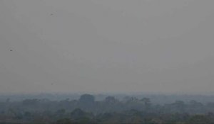 Brésil: Rio Branco recouvert par la fumée d'incendies