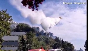 Béziers.  Les bombardiers d'eau interviennent pour éteindre un incendie en ville