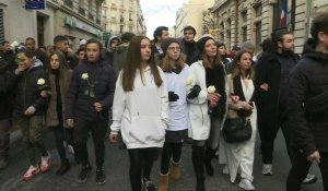 Des centaines de personnes rendent hommage au livreur Cédric Chouviat