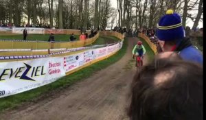 Ugo Ananie champion de France juniors de cyclo-cross