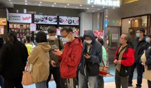 Coronavirus: à Hong Kong, la ruée sur les masques