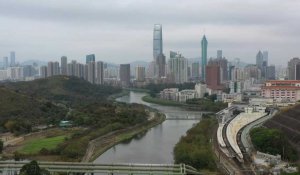 Coronavirus: à la frontière de Hong Kong, des vies coupées en deux par la quarantaine