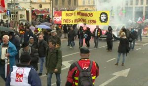 Retraites: début de la manifestation intersyndicale à Marseille