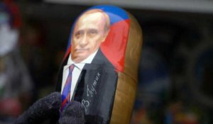 Après 20 ans au pouvoir, Poutine incontournable sur les stands touristiques