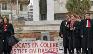 Les avocats de Béziers manifestent contre la réforme des retraites