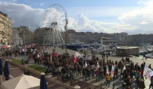 Retraites: plusieurs milliers de manifestants à Marseille