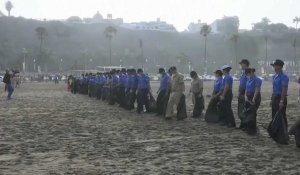 Opération nettoyage sur la côte ouest du Pérou