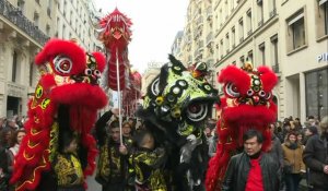 Nouvel an chinois: à Paris, les dragons dansent