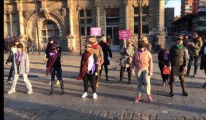 Flash mob du collectif Nous Toutes à Valenciennes