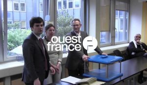 Rennes. le tirage au sord des candidats sur les panneaux électoraux