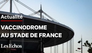 Le stade de France, transformé en vaccinodrome, ouvre ses portes