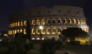 Earth Hour: le Colisée de Rome s'éteint lui aussi