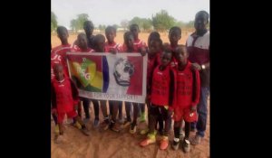 Aire-sur-la-Lys : L'équipe de football envoie des maillots en Afrique