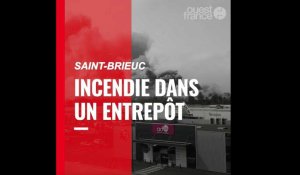 VIDÉO. Saint-Brieuc : un impressionnant panache de fumée suite à un incendie dans un entrepôt.