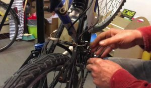 Frontignan : beau succès pour le premier atelier d'auto réparation des vélos