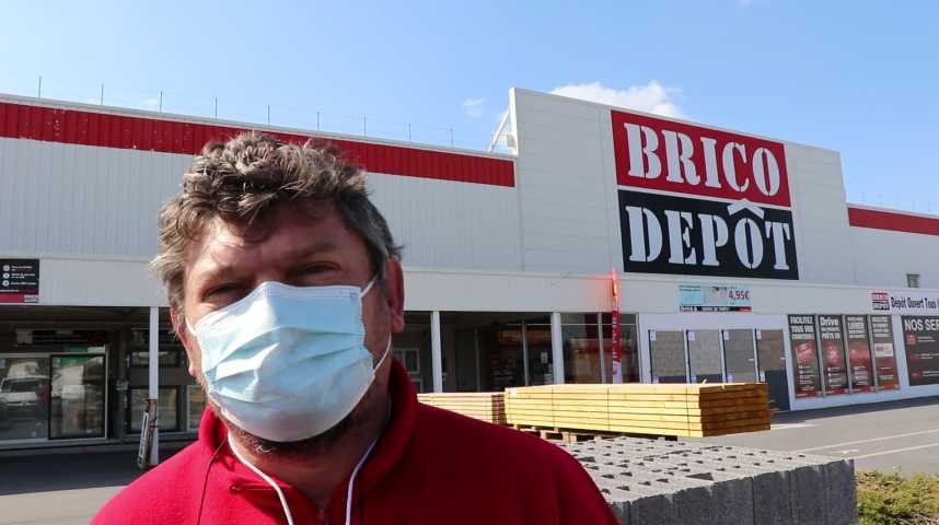 Les Salaries De Brico Depot A Bruay La Buissiere En Greve Sur Orange Videos Les Salaries De Brico Depot A Bruay La Buissiere En Greve Sur Orange Videos