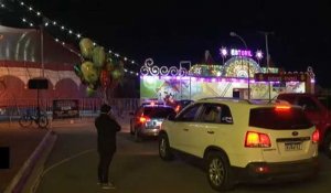 Un cirque en "drive-in" à Rio de Janeiro