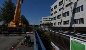 Une passerelle sur la Marque 