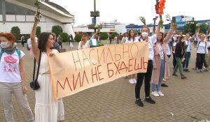 Minsk: des femmes demandent la fin des violences policières