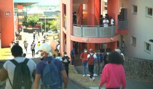 Rebond de Covid-19 à La Réunion: une dizaine d'établissements scolaires partiellement fermés